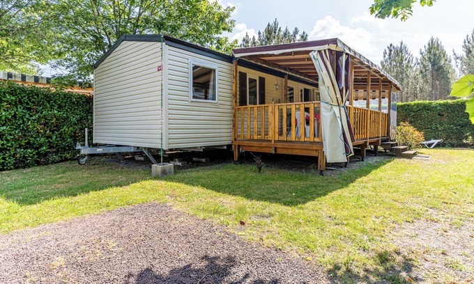 Gastes RV Rental | Chalet "Mobilehome Bernard" with Private Garden & A/C