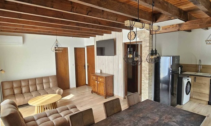 Vielle-Aure Ski Chalet | Chalet near St Lary-centre sleeps 10