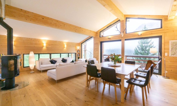 Nancroit Ski Chalet | Chalet 'Olbios' with Mountain View, Shared Terrace and Wi-Fi