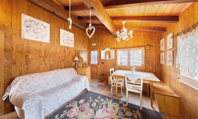 Forno di Zoldo Ski Chalet | Chalet 'Orserose I Masenin' with Mountain View, Shared Terrace and Wi-Fi