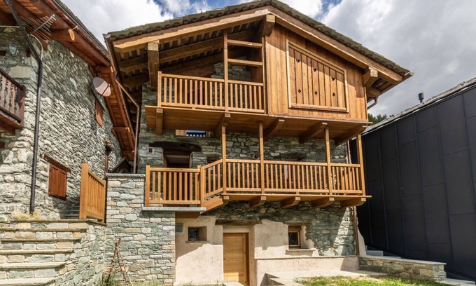 Valtournenche Apartment | Chalet Pessey Nature & Silence| Petits Reins Apartment