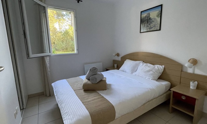 Ondres House | Chalet Pour 5 Pers au Calme, Plage à Pieds Avec Piscine/tennis/pétanque/parking