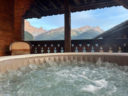 Les Posses-sur-Bex Apartment | Chalet Rayon de Soleil Gryon Villars