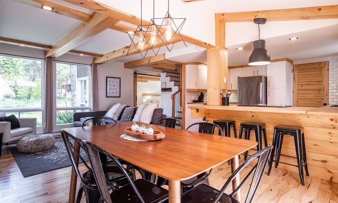 Orford Ski Chalet | Chalet Scandinavian, Turn Key Amenities + Pet Friendly + Dedicated Workspace with Hi Speed WiF