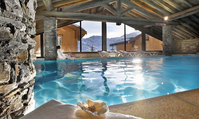 Reberty Apartment | Chalet style, on slopes, balcony, pool, view