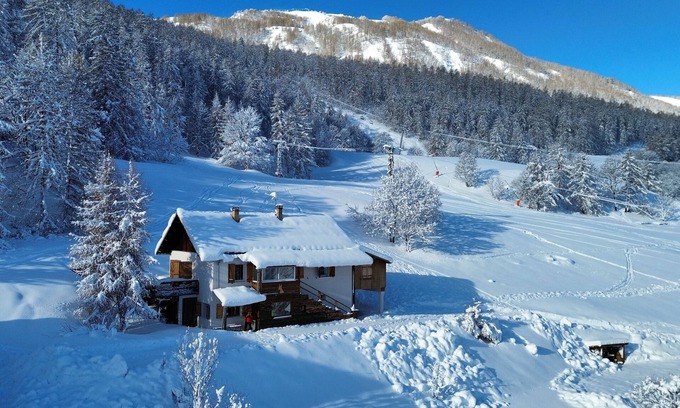 Allos Ski Chalet | Chalet summer-winter on the slopes of La Foux d'Allos, Mercantour view