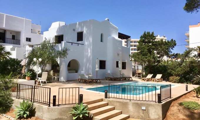 Sant Antoni de Portmany House | Chalet Torralba - Villa at Hotel Osiris