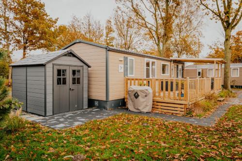 Lauwersoog Other | Chalet Trigano 1-6 pers- 3 slaapk- 2 badk- Berging- Inchecken al vanaf 13 uur