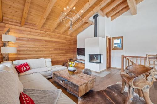 Grimentz Ski Chalet | Chalet White Peak by Miggins