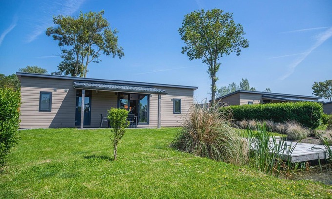 West-Graftdijk House | Chalet with 3 bedrooms and dishwasher