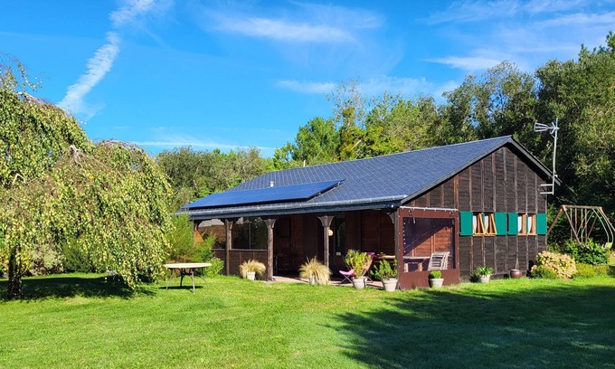 Lingreville Ski Chalet | CHALET with 20 m2 covered terrace 400 m & 800 m from beaches