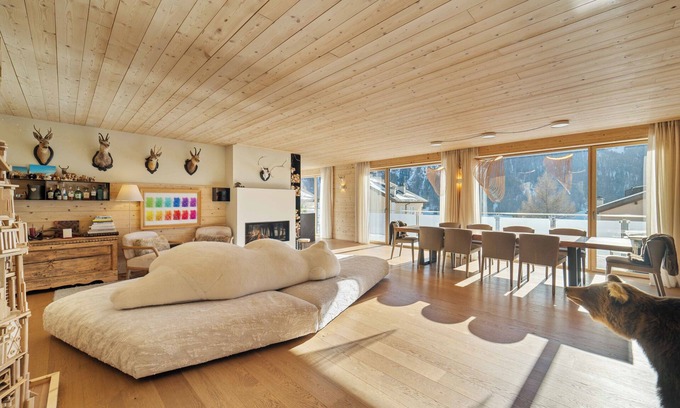 Zuoz Apartment | Chalet Wolf Private SPA, 5 Suites
