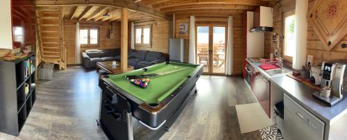 Le Centre Ski Chalet | Chalets Ti Dalons