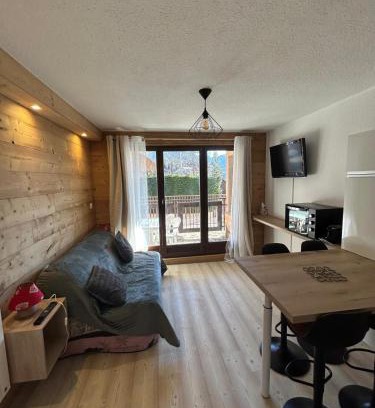 Forville Apartment | Chaleureux appartement moderne