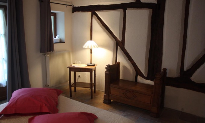 Saint-Loup-Geanges Bed & Breakfast | Chambre D'hôtes Colette