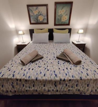 Blanquefort Bed & Breakfast | Chambre d'Hôte minutes away from Bordeaux Centre