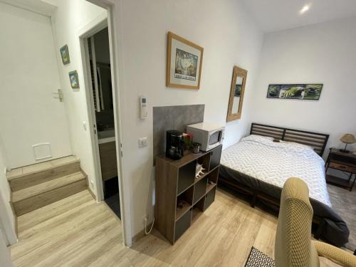 Saint-Jean-de-Vedas Bed & Breakfast | Chambre dans maison individuelle avec climatisation