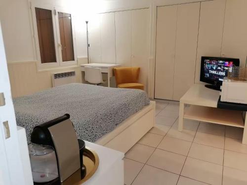 Savigny-sur-Orge House | Chambre et Sdb privées dans pavillon à 15 mn Orly