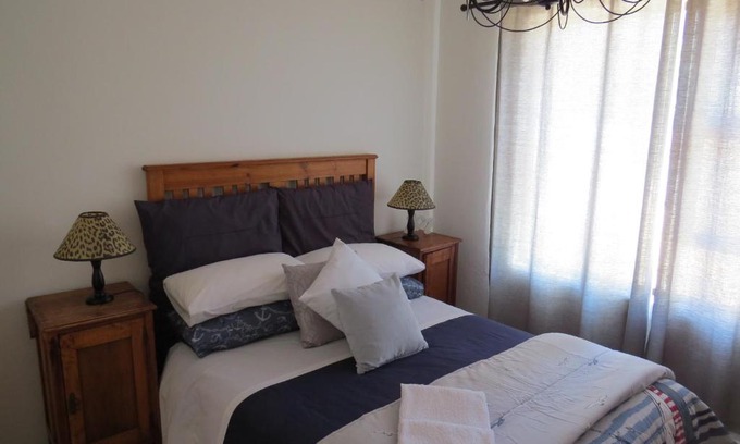 Marina da Gama House | Chamomile Cottage 2