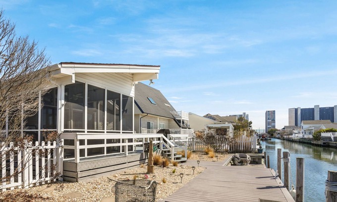 North Ocean City House | Channel Buoy Rd, 3 bed/2 bath Canal front Single family home in uptown OCMD