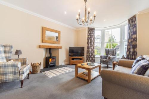 Bowness-on-Windermere House | Chapel House at No 8
