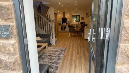 Wirksworth Apartment | Chapel row 4