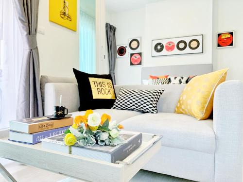 Ratchadaphisek Apartment | Chapter One Eco-Modern Suite (曼谷高端酒店公寓）