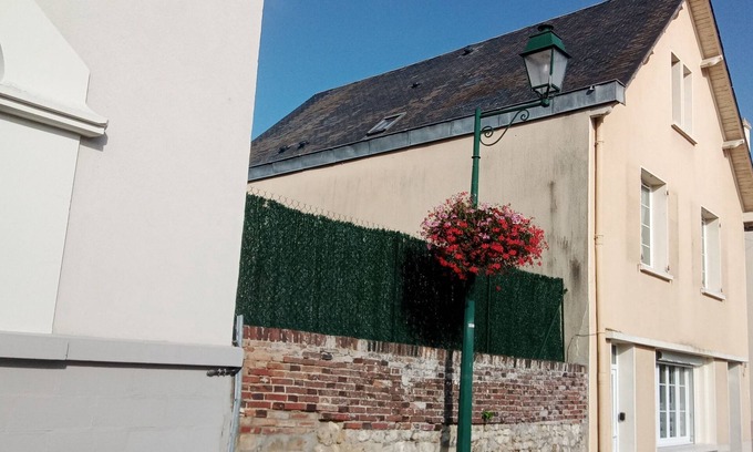 Le Mele-sur-Sarthe Apartment | CHARLES AU PREMIER