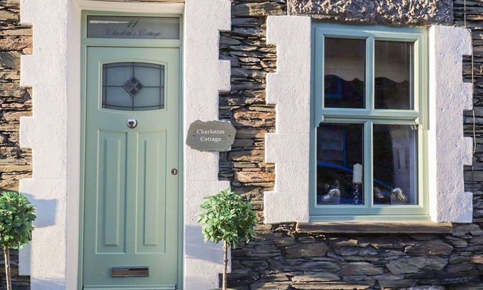 Windermere Cottage | CHARLOTTES COTTAGE, family friendly, with open fire in Windermere
