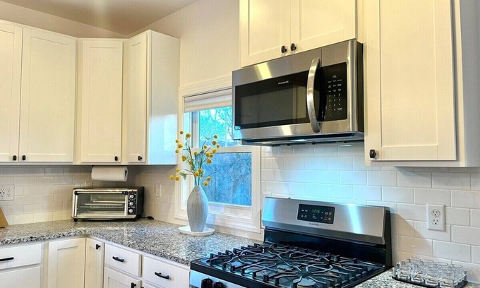 Ridge St. House | Charlottesville Home Close to Downtown