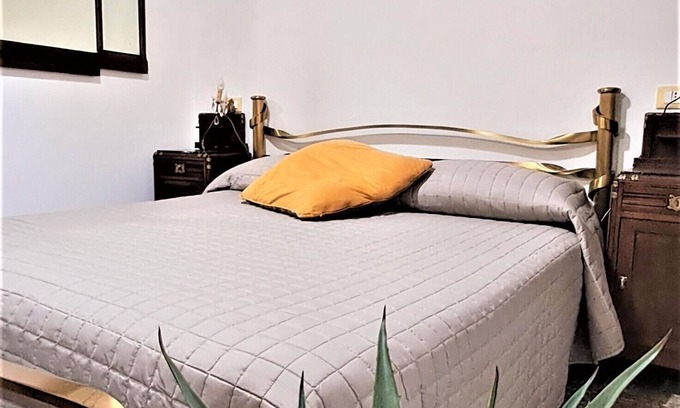 Celano Apartment | Charm in Piazza - Historic house with castle view in the heart of Celano