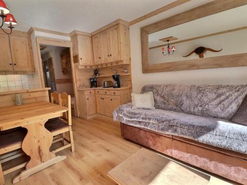 Meribel-Mottaret Apartment | Charmant 2 pièces rénové, skis aux pieds, 3* pour 4 pers, non-fumeur - FR-1-182-242