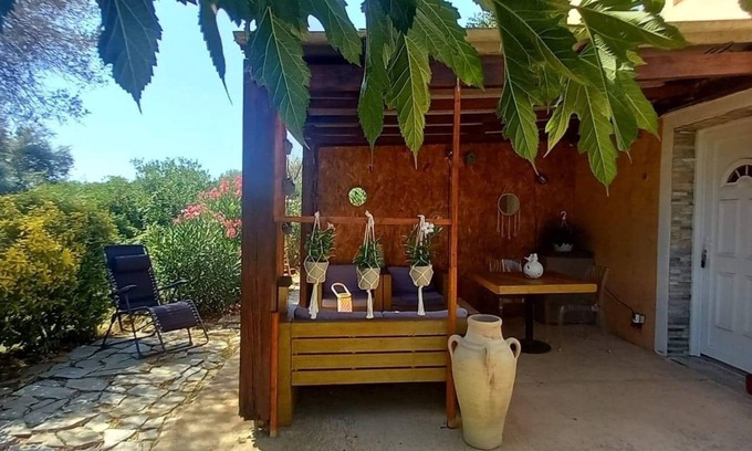 Afa Apartment | Charmant Studio a AFA au Pied du Mont Gozzi Près D'ajaccio