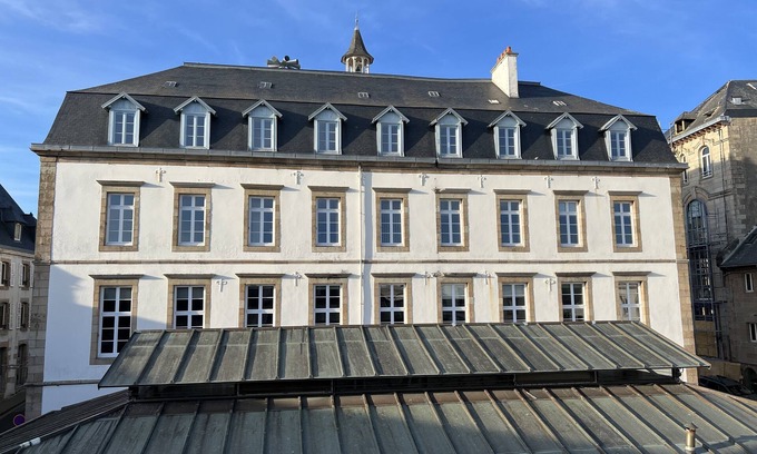 Lannion Apartment | Charmant T4 Entièrement Rénové !