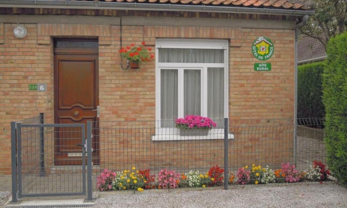 Recques-sur-Hem House | Charmante Maison à Recques-sur-Hem, 2 pers, Animaux Acceptés, Jardin, Proche Calais et St Omer - FR-1-376-58