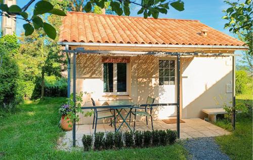 Saint-Andre-dAllas House | Charmante Maison Au Calme