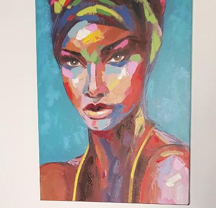 Klagenfurt am Woerthersee Apartment | Charmante Zentrumswohnung mit Balkon und 80 zoll TV