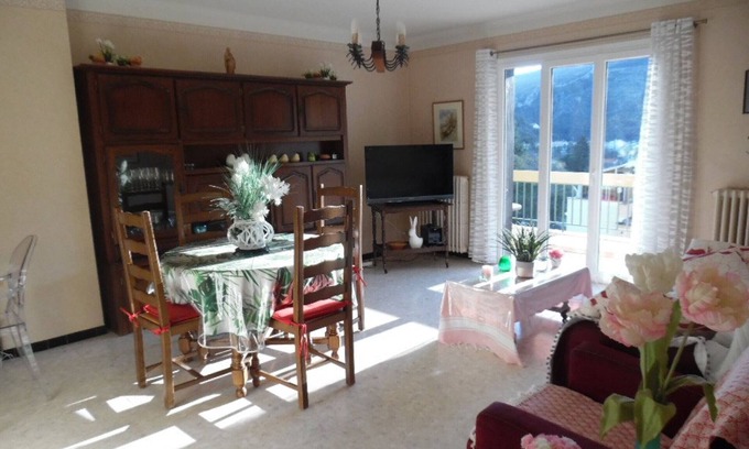 Amelie-les-Bains-Palalda Apartment | Charming F2 Apartment with Terrace, Parking & WIFI - Pet-Friendly - Near City Center & Thermes