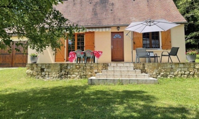 Mauzac-et-Grand-Castang House | Charming Périgord house with above-ground pool