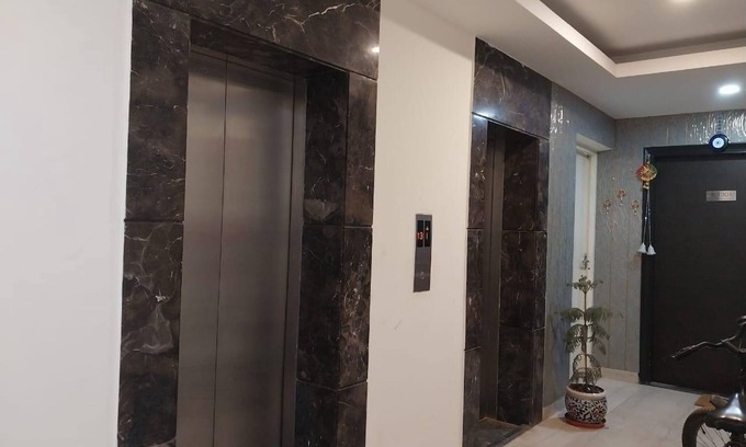 Gurugram Apartment | Charming 1-bedroom apartment in Gurugram