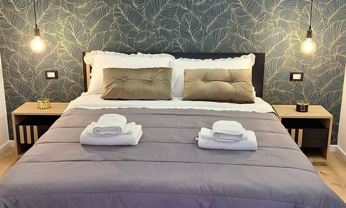 Borgo Vecchio Apartment | Charming 1-bedroom apartment in wonderful Palermo with AC, WiFi