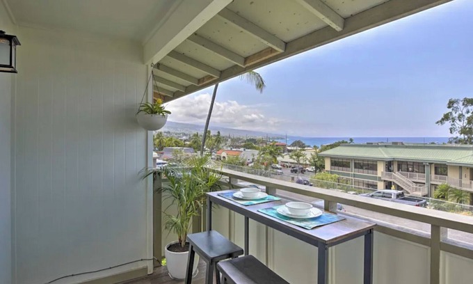 Historic Kailua Village Apartment | Charming 1-bedroom apartment with AC, WiFi in beautiful Kailua-Kona