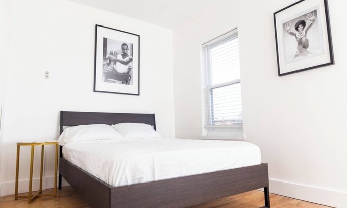 Mantua Apartment | Charming 1-bedroom apartment with WiFi and AC in delightful Philadelphia