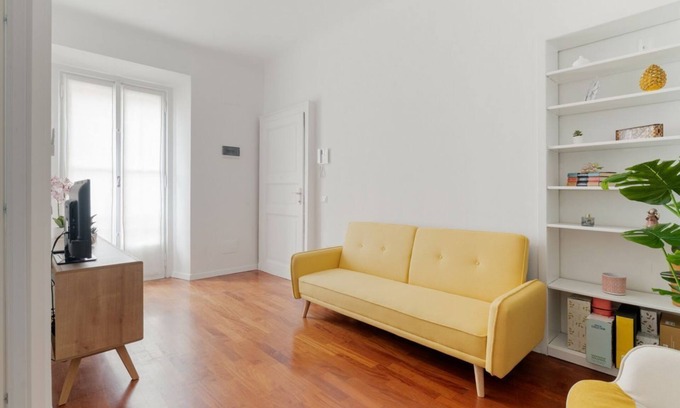Tricolore Apartment | Charming 105 sqm apartment, accommodating up to 5 people, located on the first floor of a building with an elevator (NOT wheelchair accessible).The property is located in the Risorgimento district, a well-served residential area just steps from Milan's c