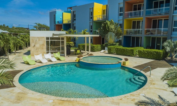 Shaba Condo | Charming 1BR1BA Condo in Great Location with Pool!