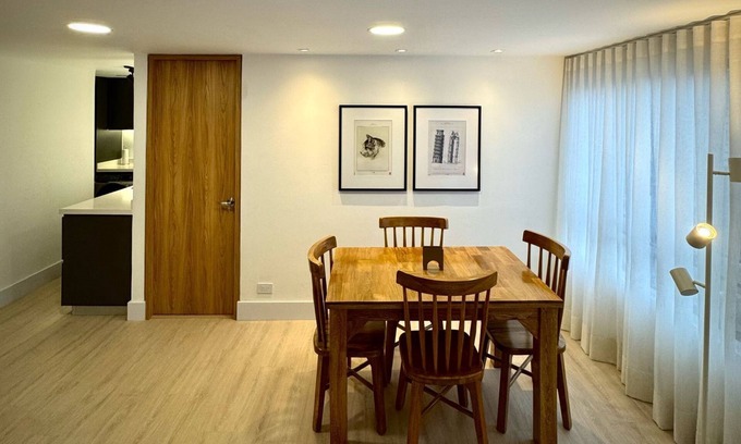 La America Apartment | Charming 2-bedroom apartment in enchanting Medellín with WiFi