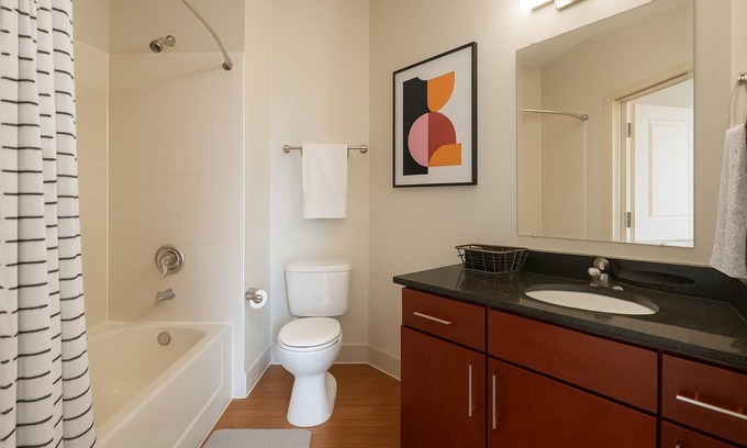 Downtown Columbus Apartment | Charming 2-bedroom apartment in Columbus