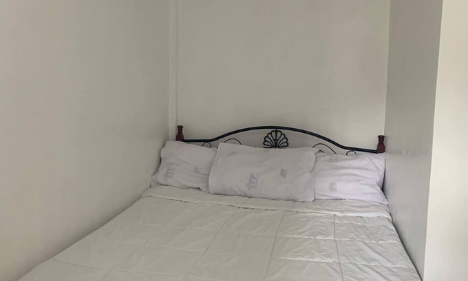 Alcoy Apartment | Charming 2-bedroom apartment with WiFi, AC in pleasant Alcoy