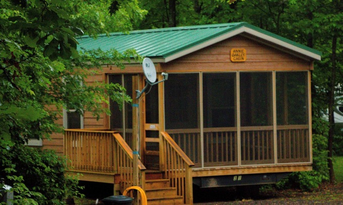 Markville Apartment | Charming 2 bedroom cabin at a resort near Hinckley, located near the WI border