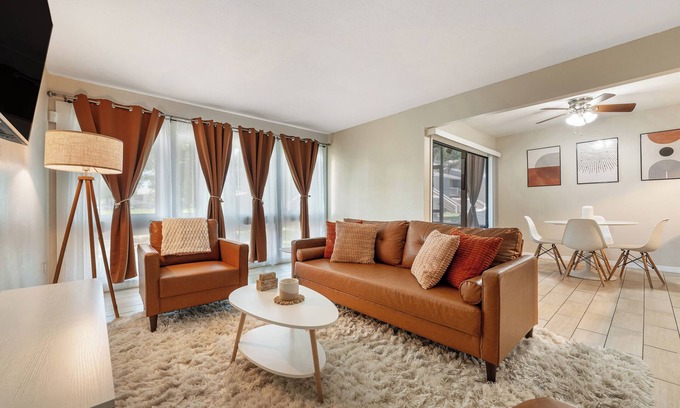 Windhover Condo | Charming 2-bedroom condo walking distance to Universal Studios
